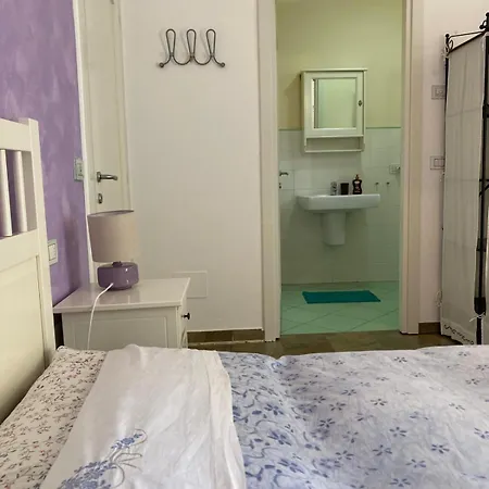 Mama Ro 3* Τσεζένα