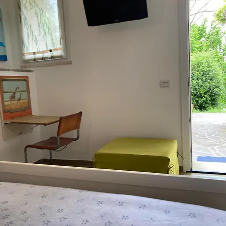 Mama Ro Τσεζένα