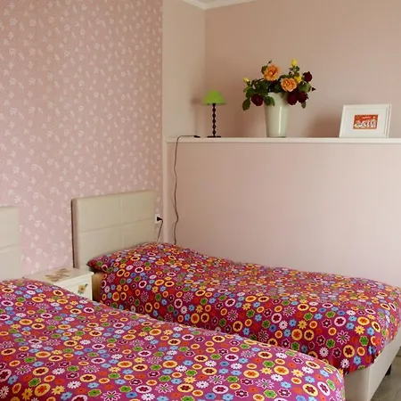 Bed and Breakfast Mama Ro